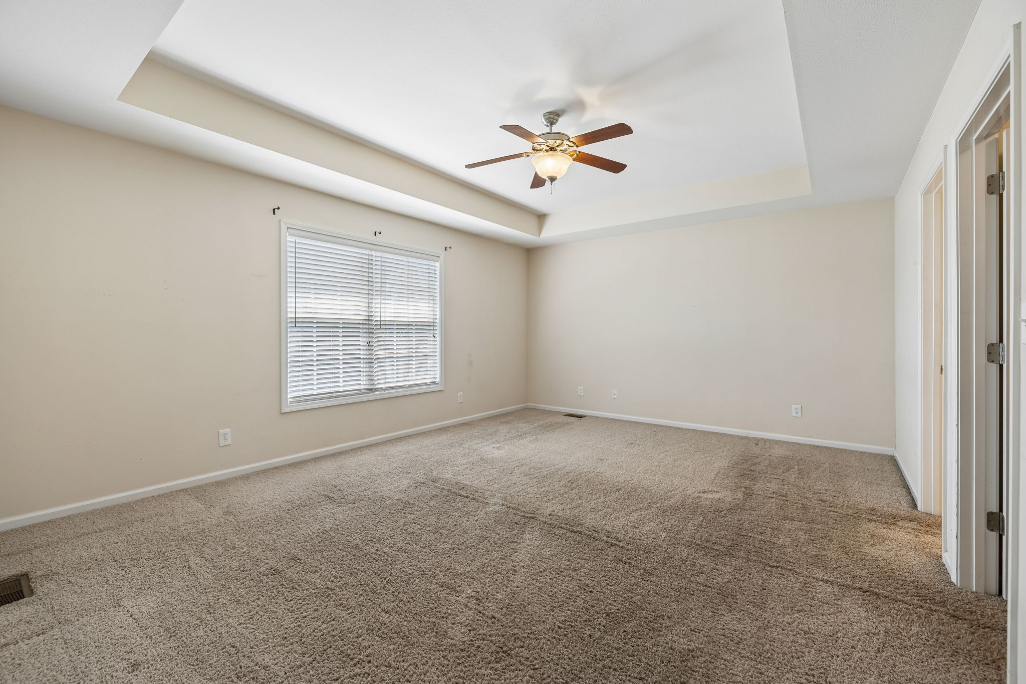688 Fallbrook Lane Clarksville TN 37040