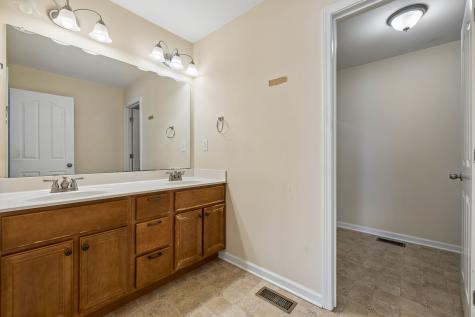 688 Fallbrook Lane Clarksville TN 37040