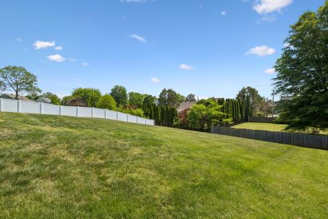688 Fallbrook Lane Clarksville TN 37040