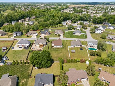 688 Fallbrook Lane Clarksville TN 37040
