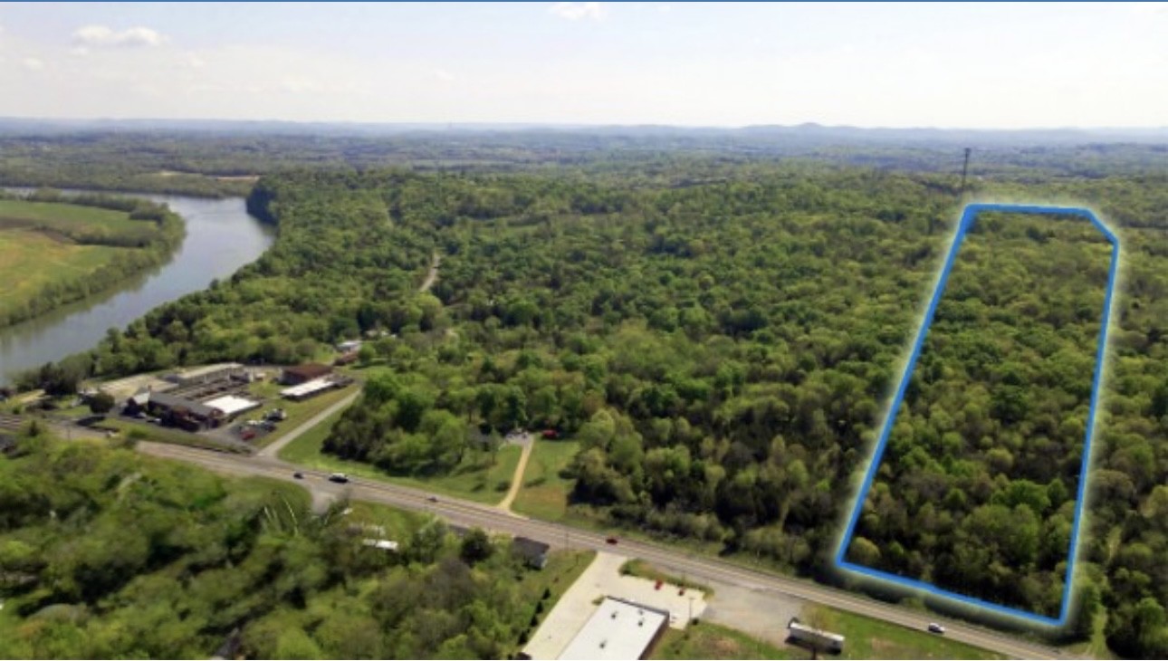 6205 Hunters Point Pike Lebanon TN 37087