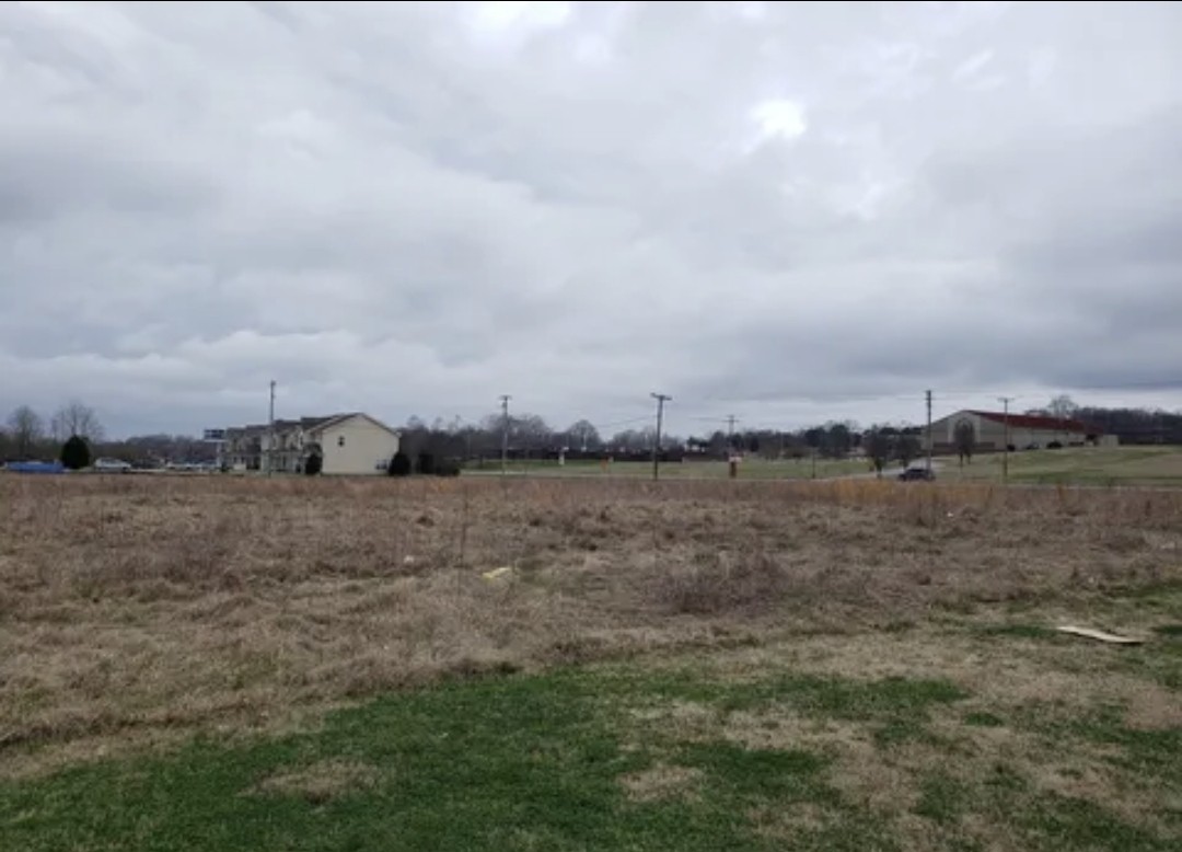 702 Bear Creek Pike Columbia TN 38401