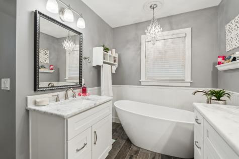 1001 Red Oak Drive Greenbrier TN 37073