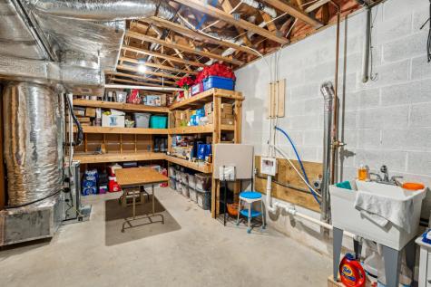 1001 Red Oak Drive Greenbrier TN 37073