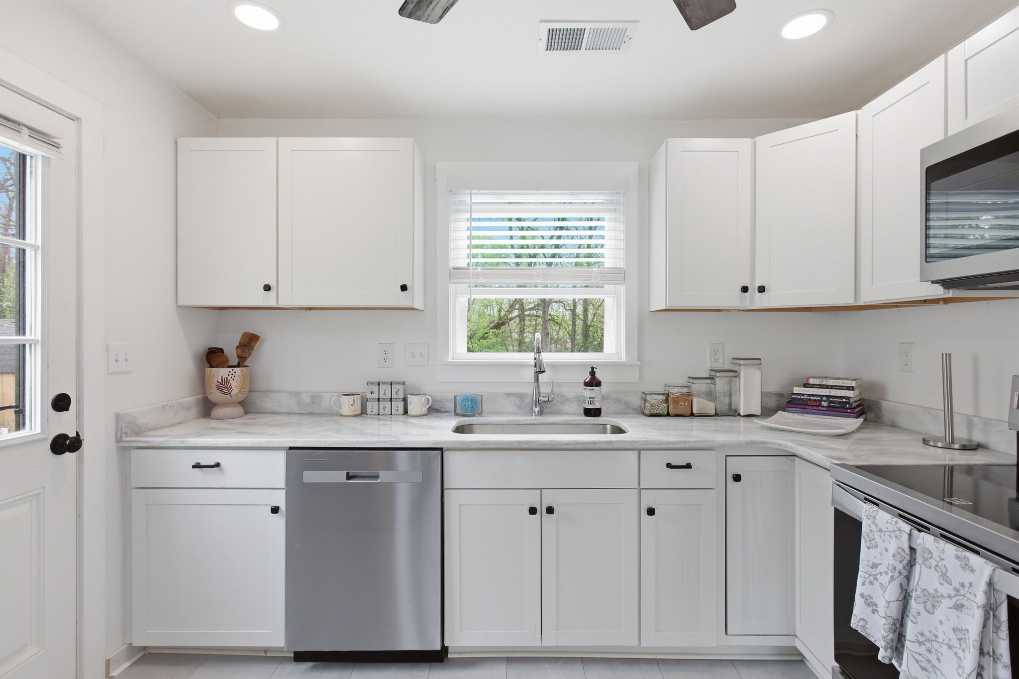 64 Creighton Avenue Nashville TN 37206