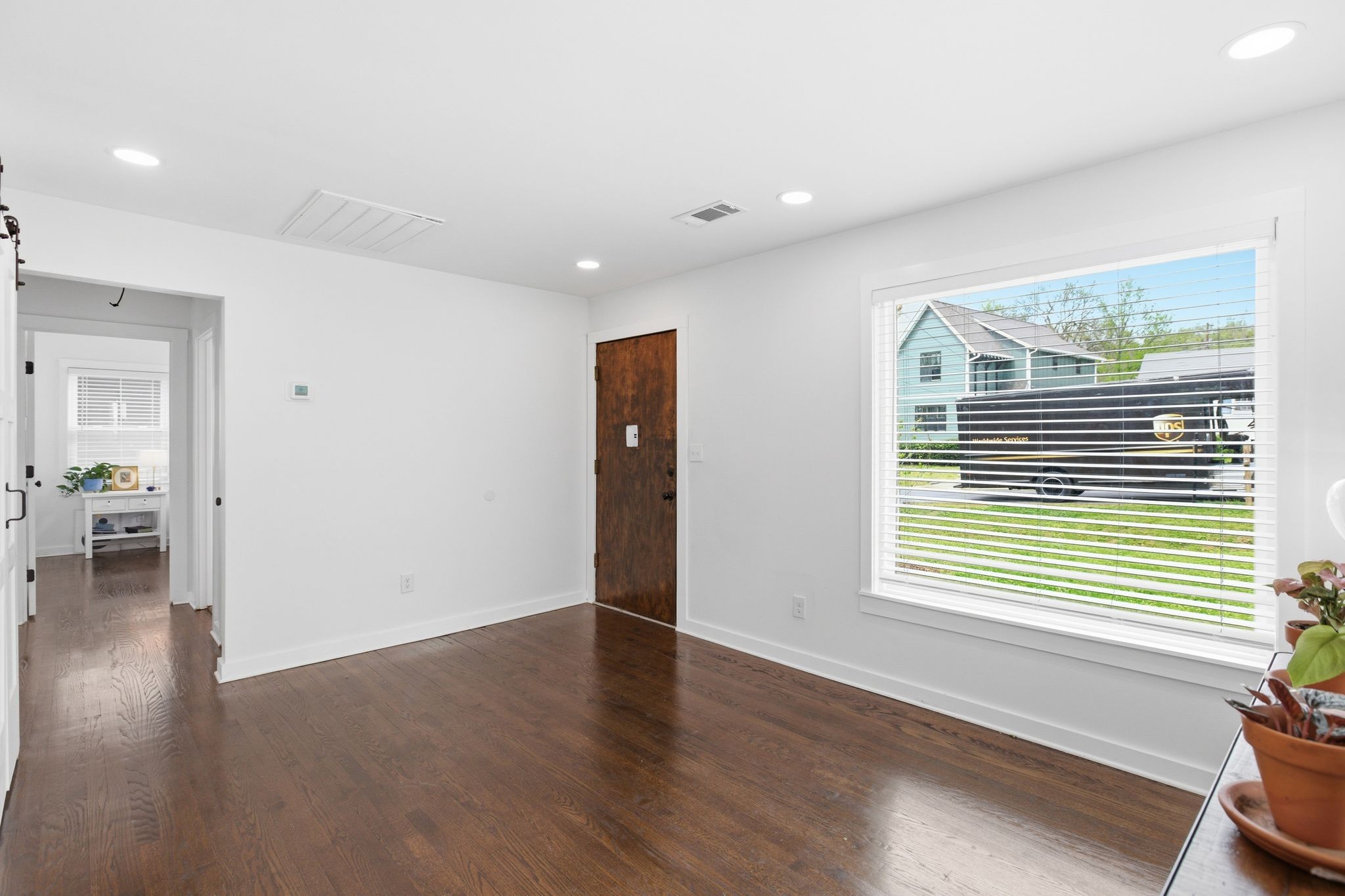 64 Creighton Avenue Nashville TN 37206
