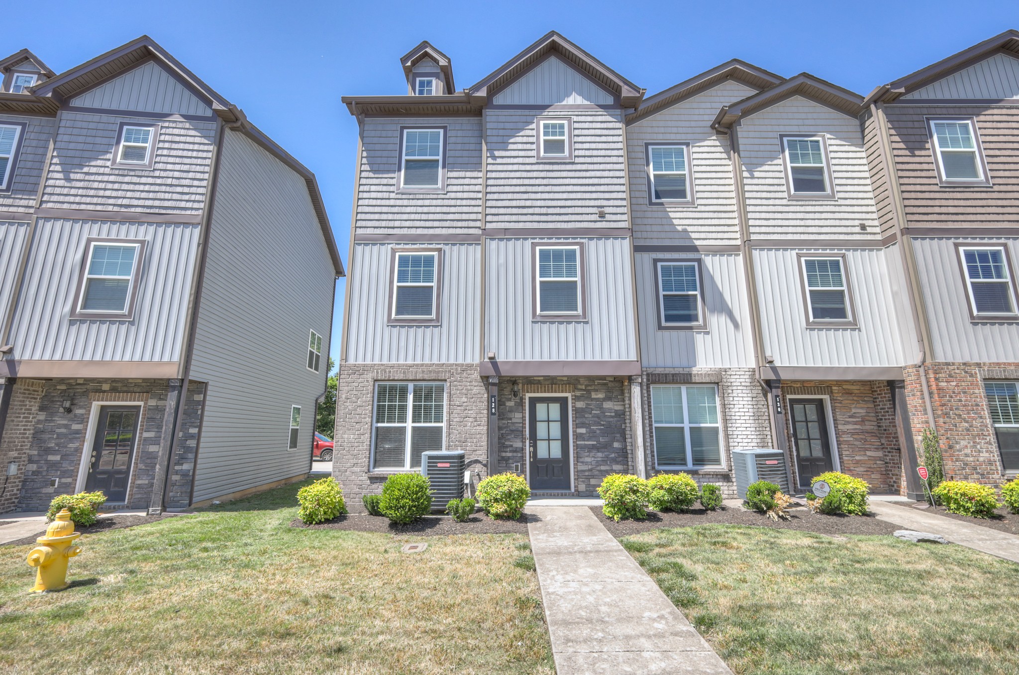 128 Ramsden Avenue La Vergne TN 37086