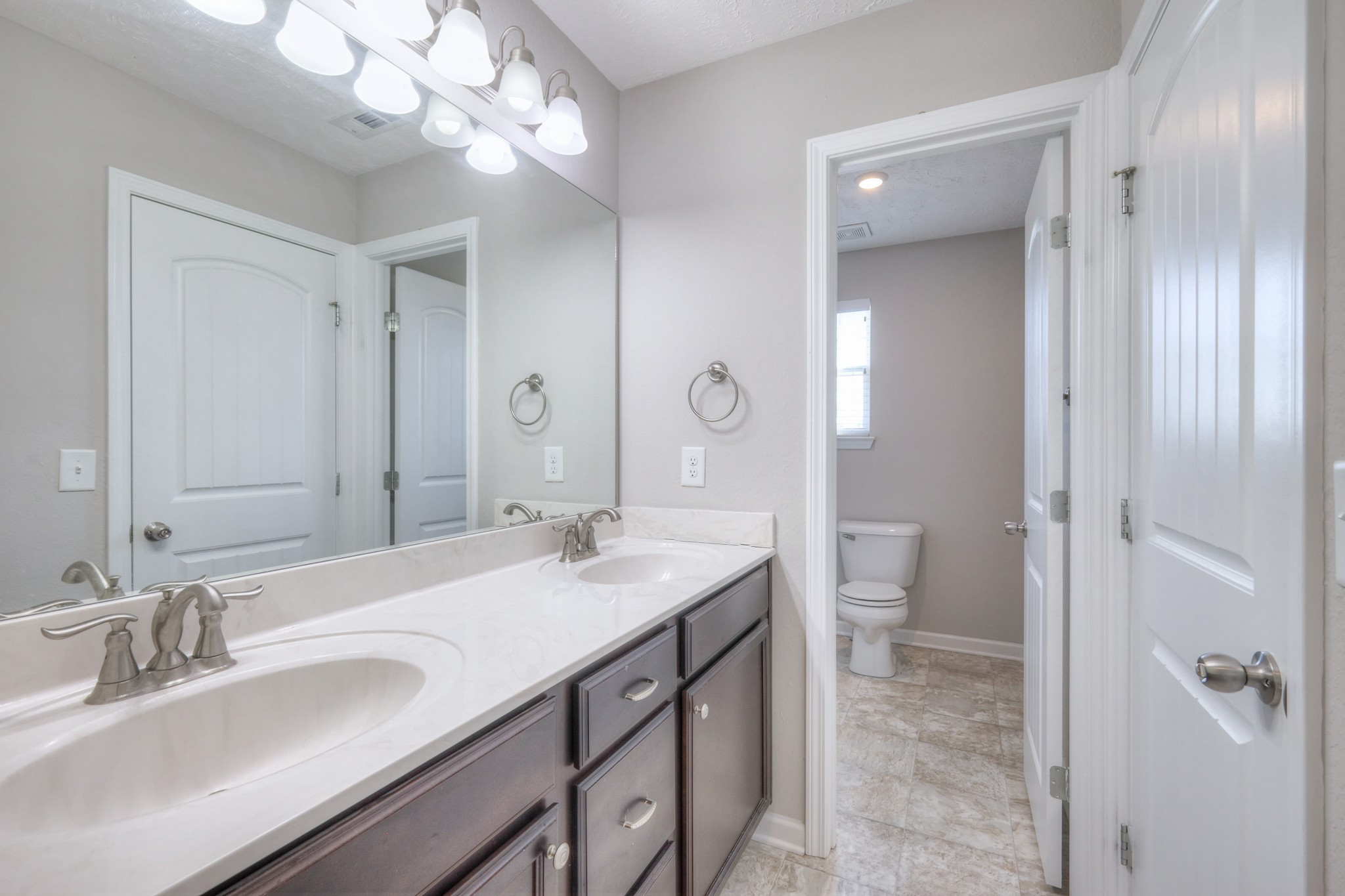 128 Ramsden Avenue La Vergne TN 37086