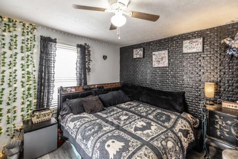 302 Edgewood Street Lafayette TN 37083