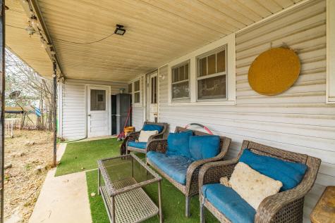 302 Edgewood Street Lafayette TN 37083