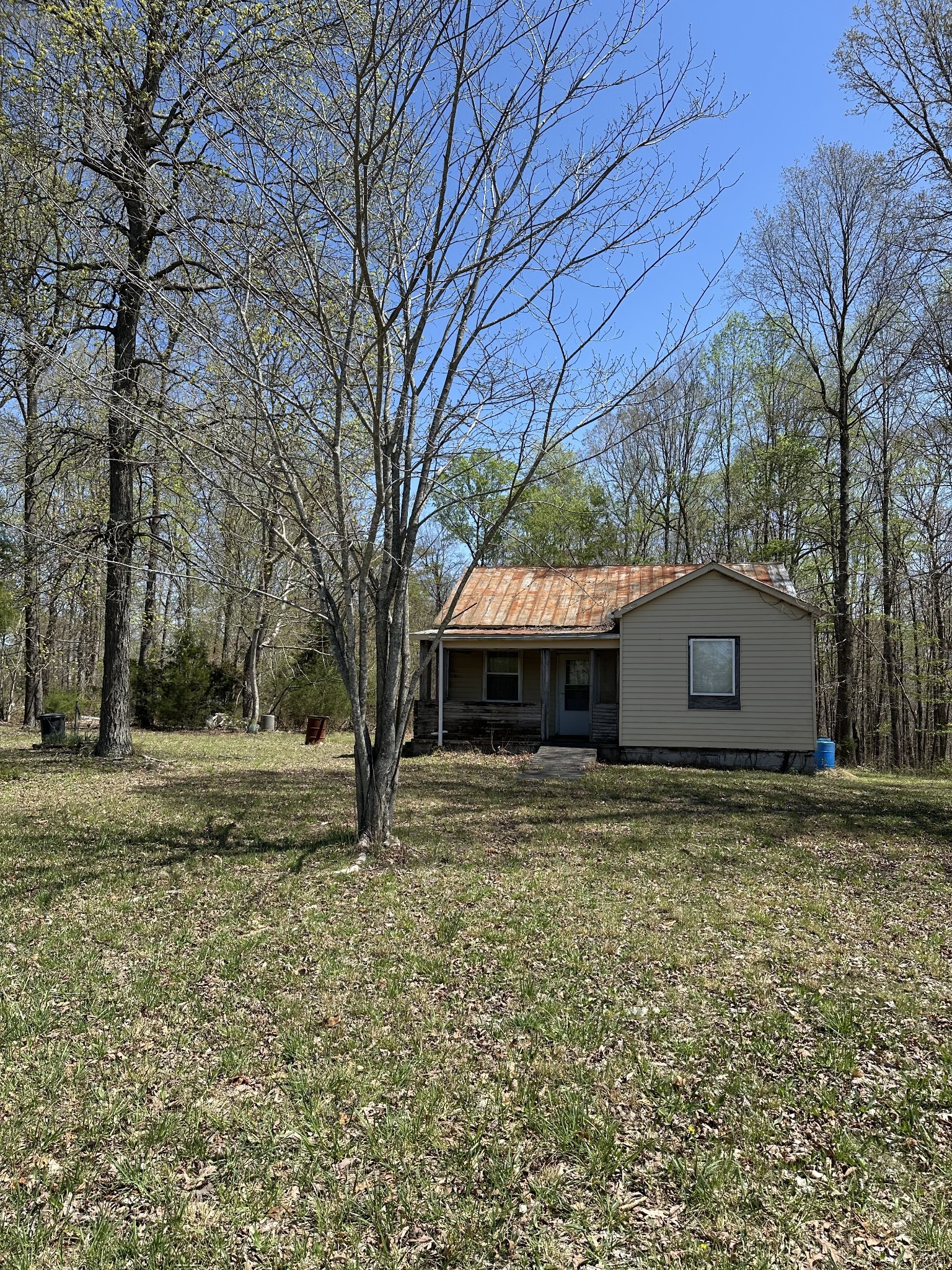 850 Beech Grove Road Lafayette TN 37083