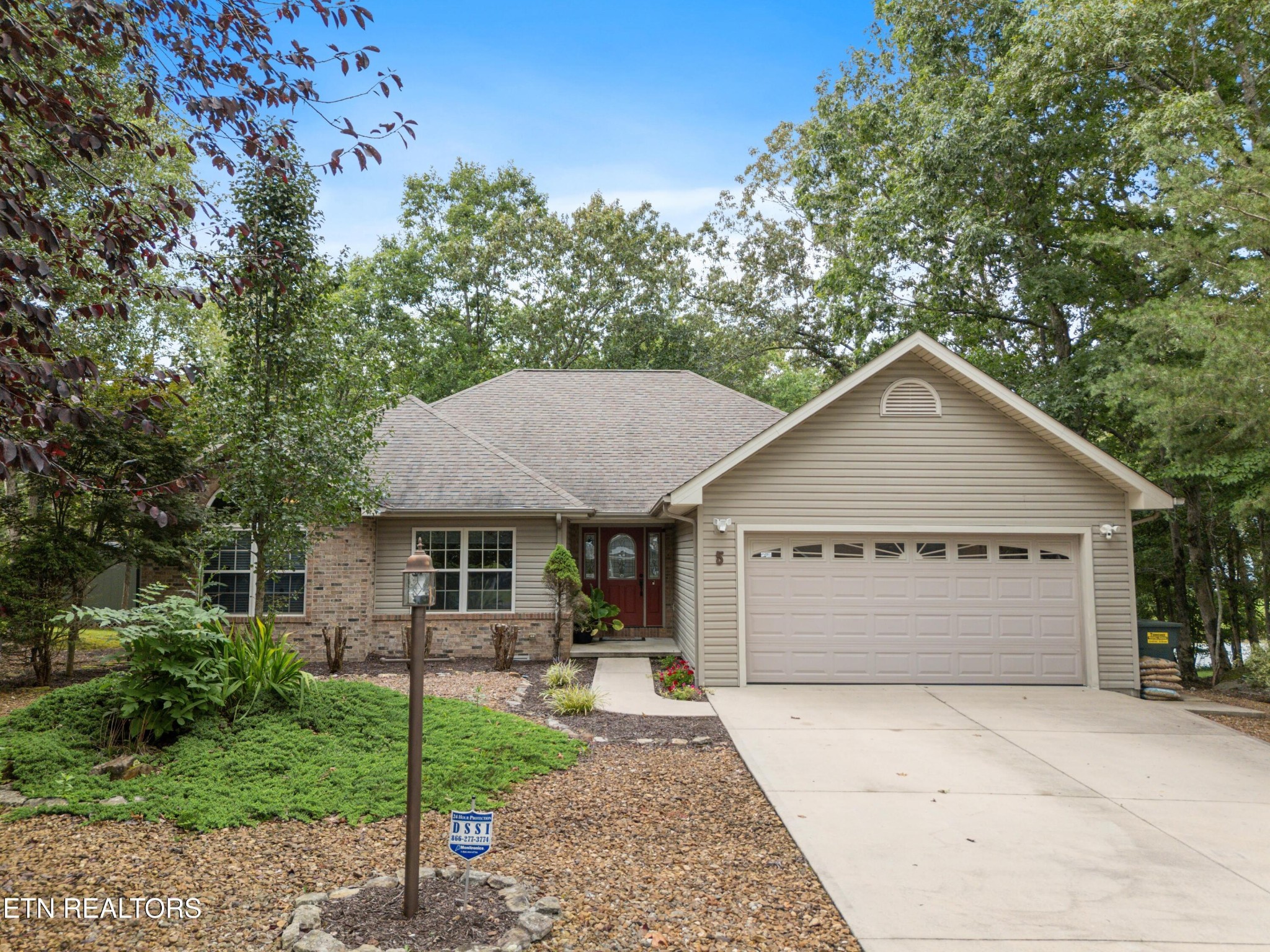 Crossville TN, 5 Cherokee Court