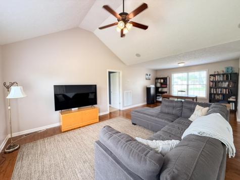 786 Claw Court Hopkinsville KY 42240
