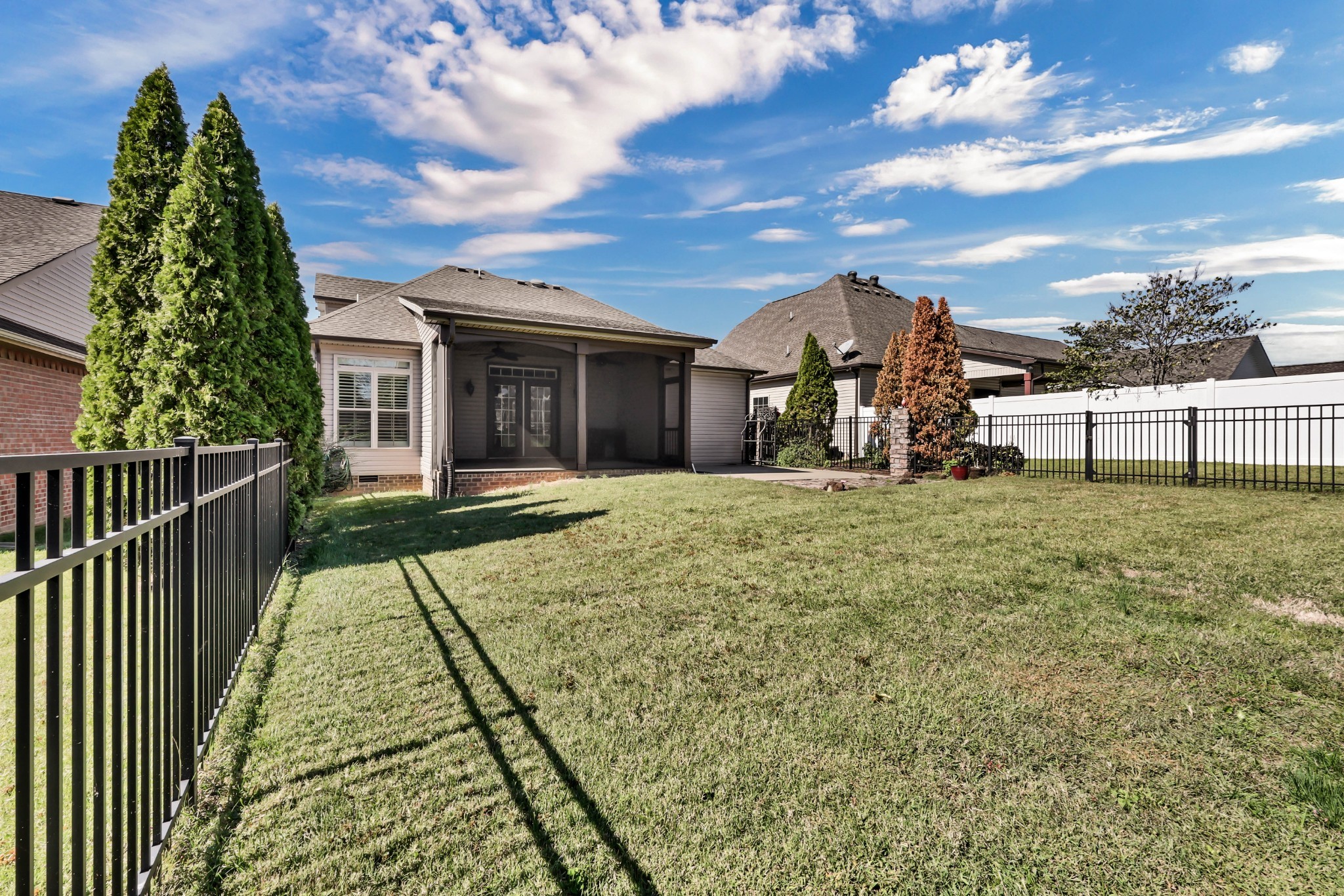 341 Turnberry Circle Clarksville TN 37043