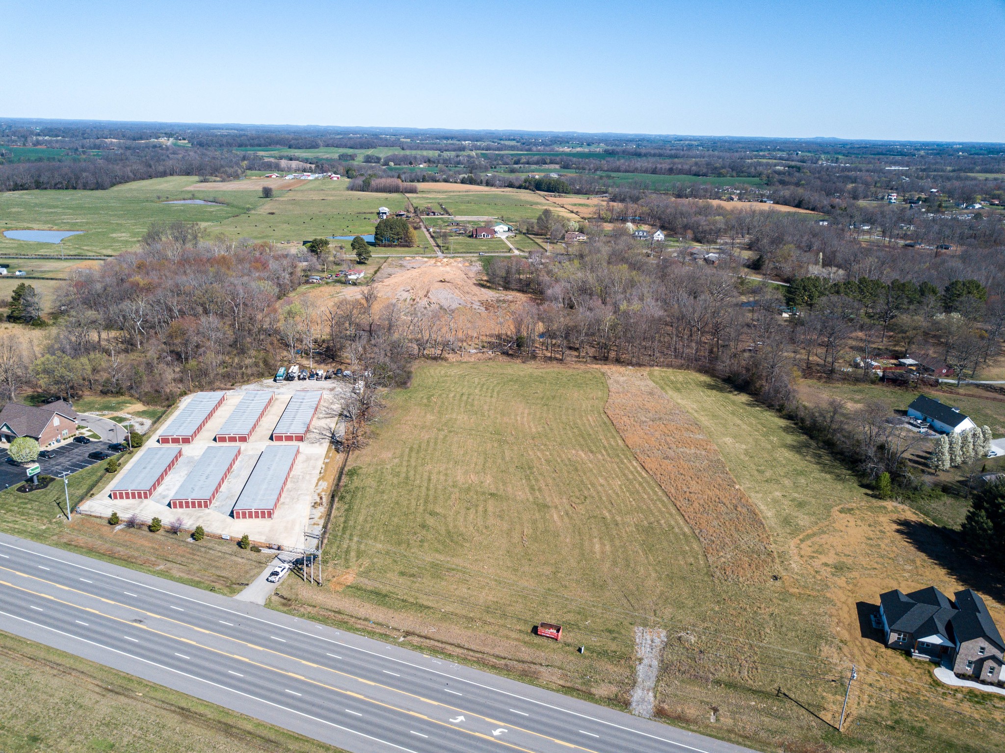 5173 Highway 41, N Springfield TN 37172