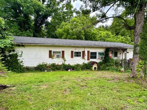1523 Riverfront Circle Dandridge TN 37725