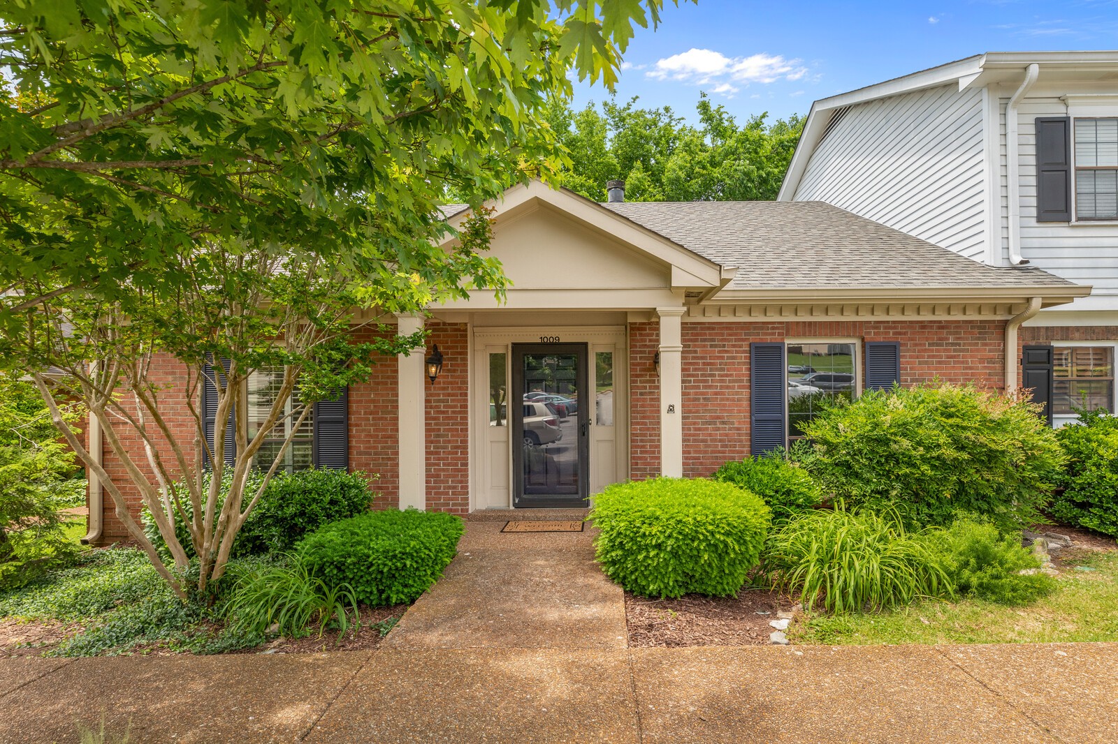 1009 Brentwood Point Brentwood TN 37027