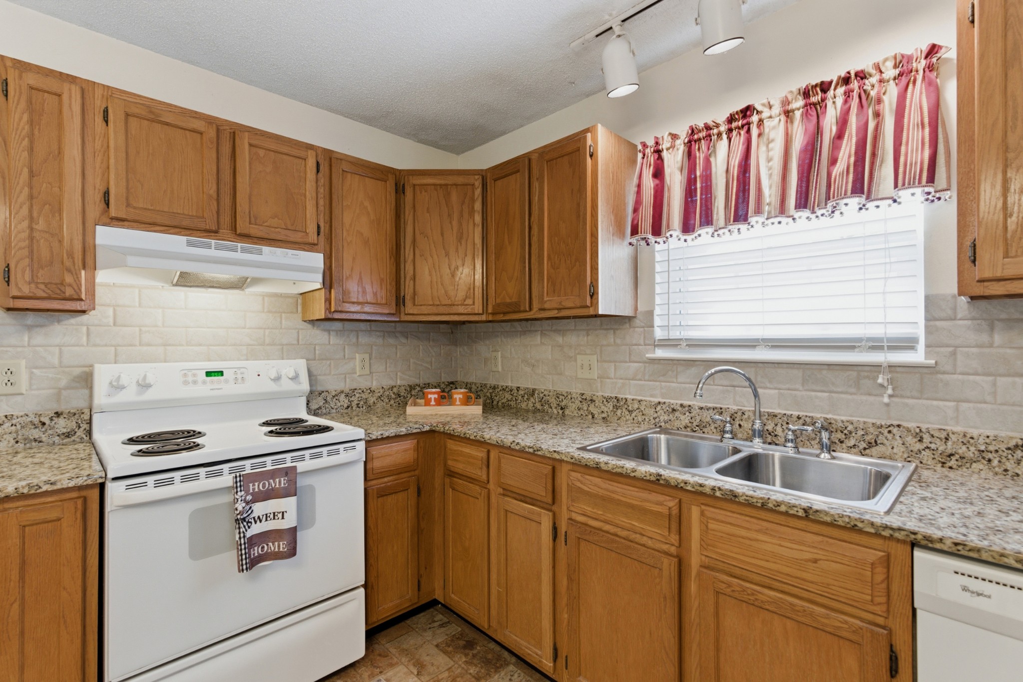 1507 Ocoee Trail Madison TN 37115