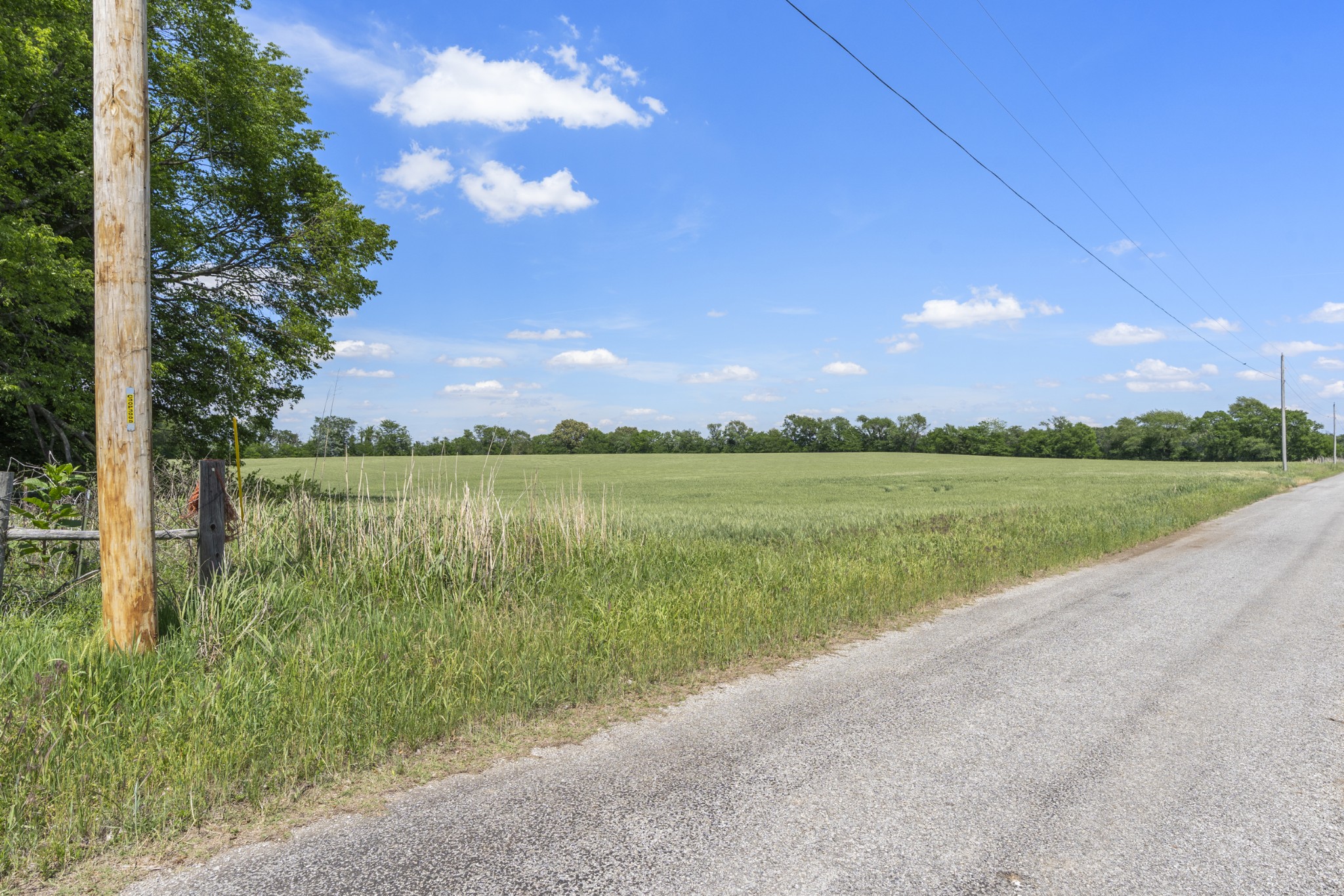 5078 Ezbon Holland Road Springfield TN 37172