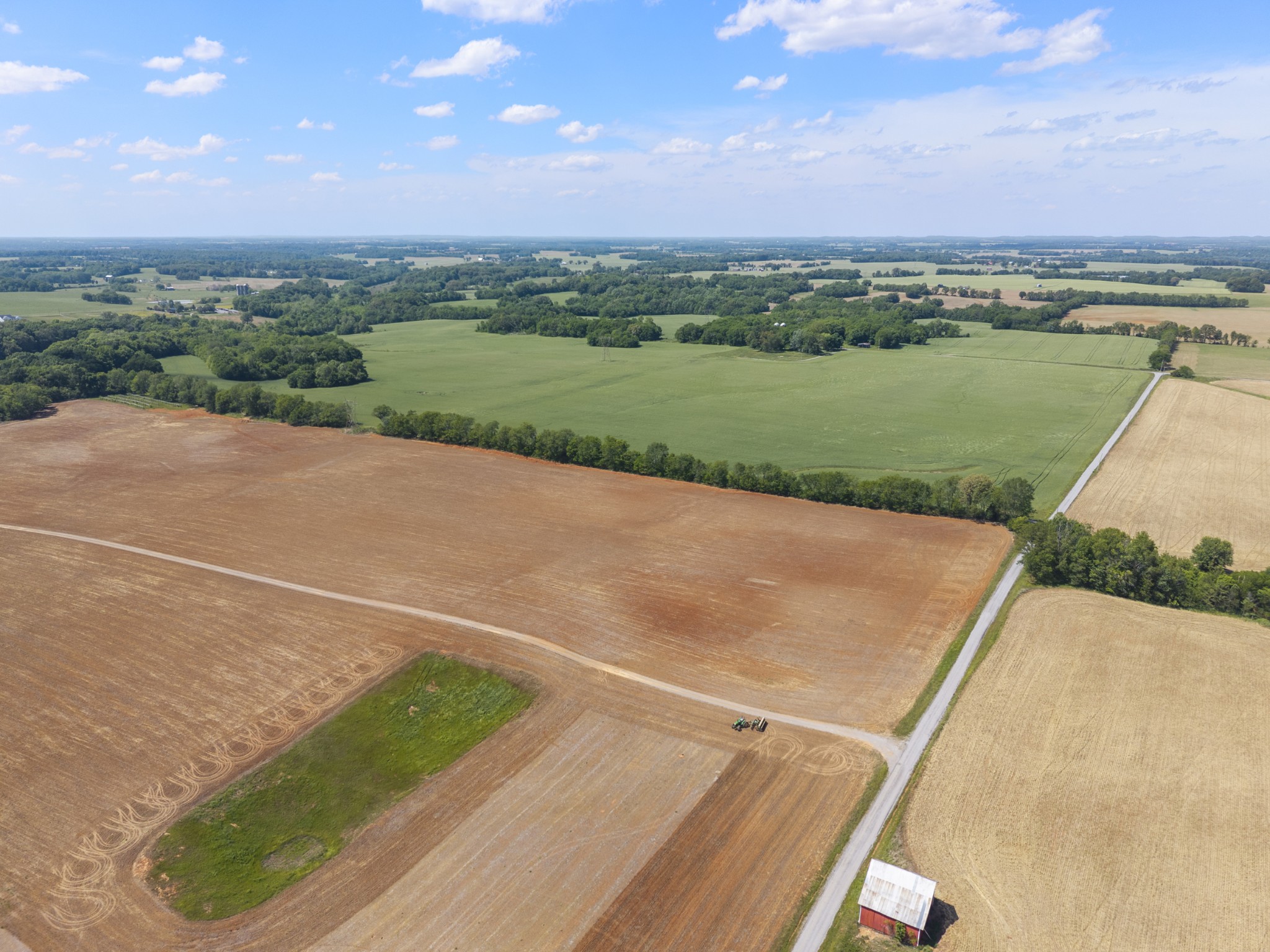 5078 Ezbon Holland Road Springfield TN 37172