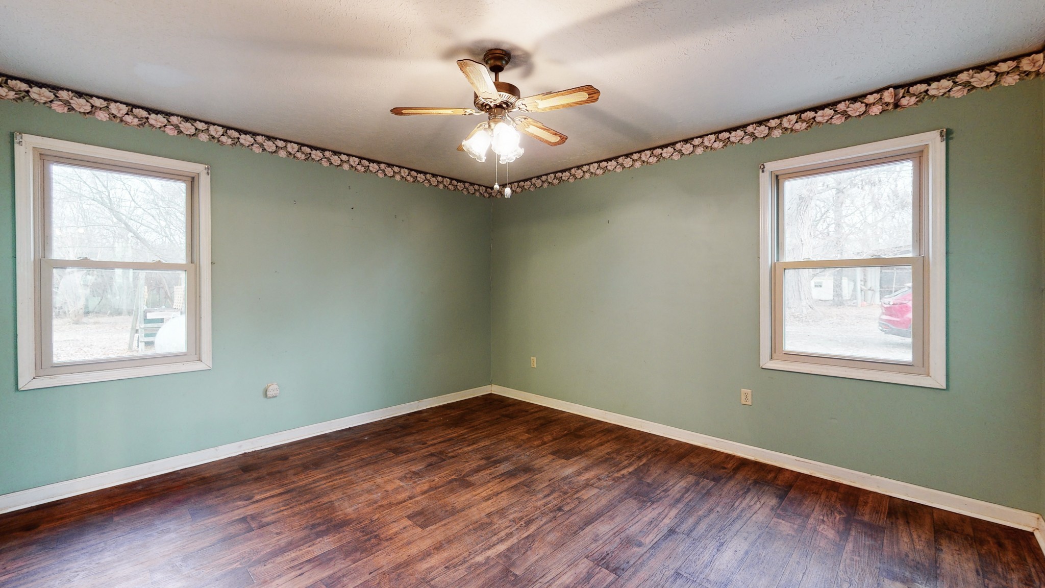 5078 Ezbon Holland Road Springfield TN 37172