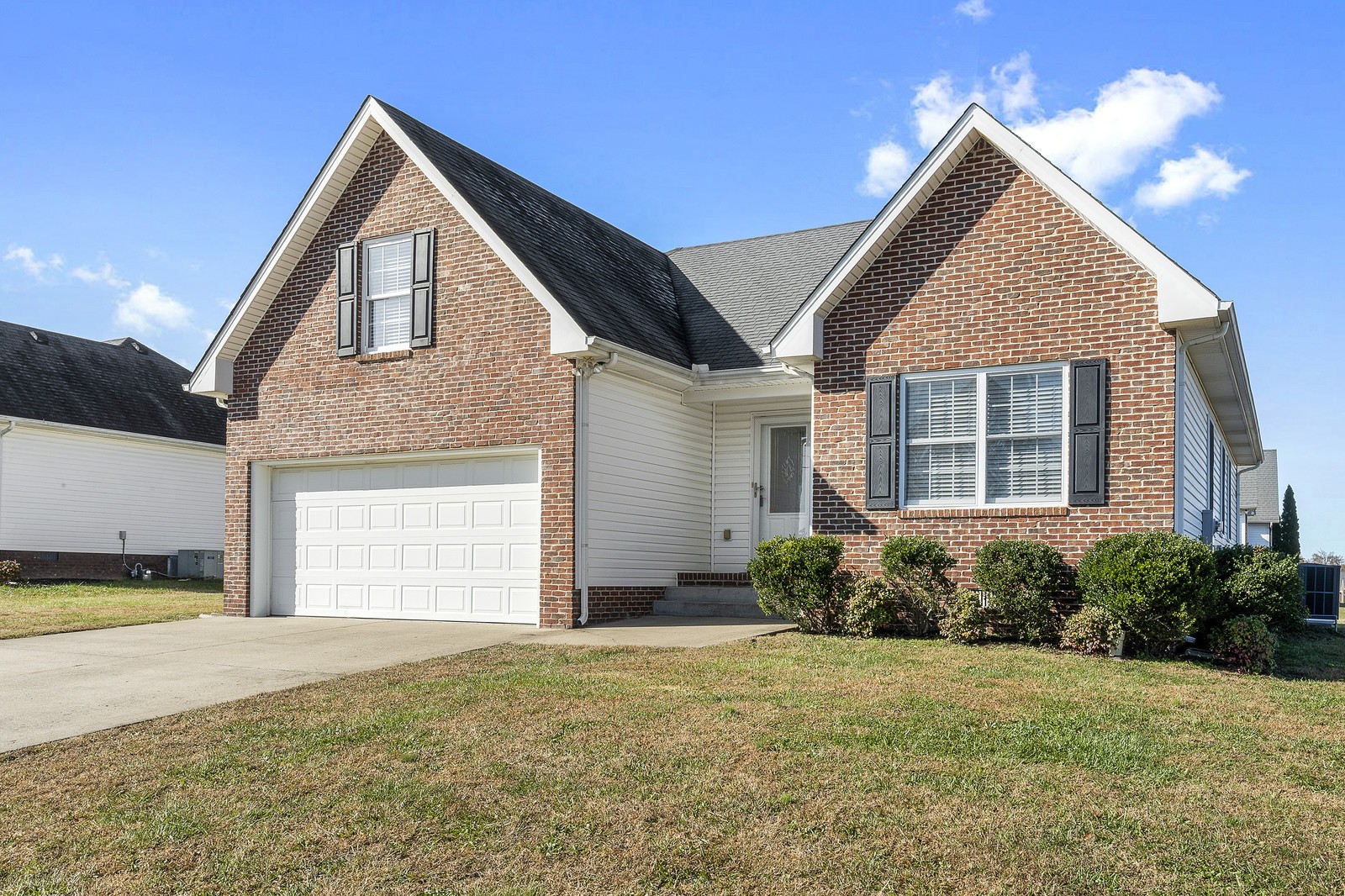 402 Arabian Lane Springfield TN 37172