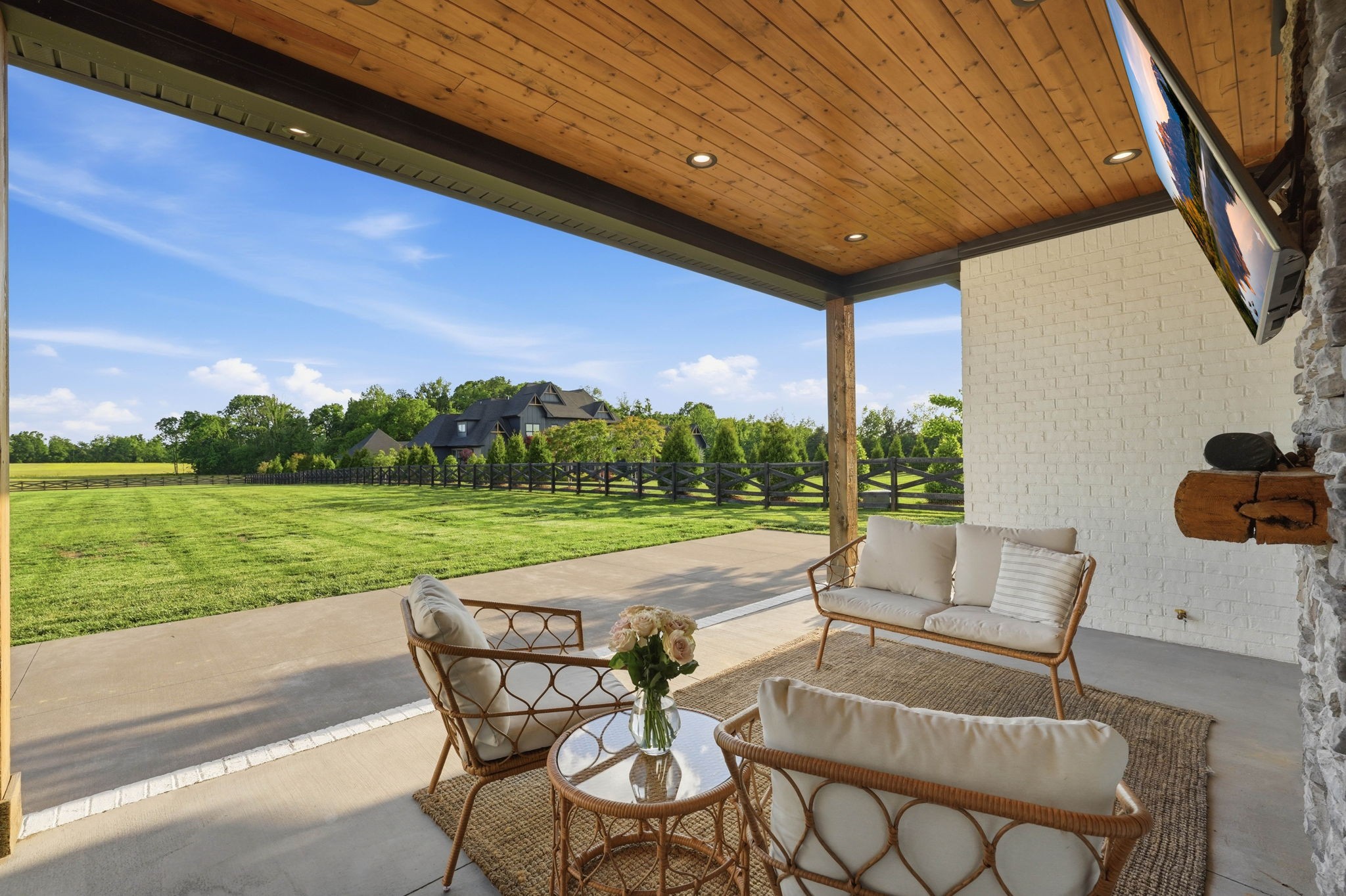 524 Fern Valley Road White House TN 37188