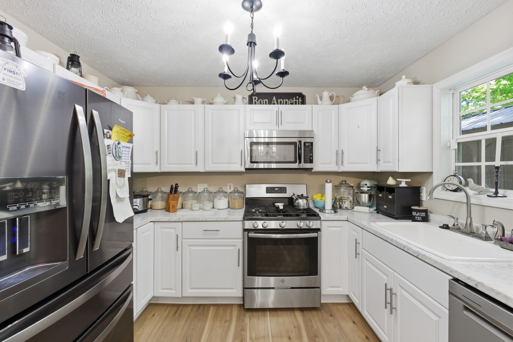 1015 Pin Oak Drive Dickson TN 37055