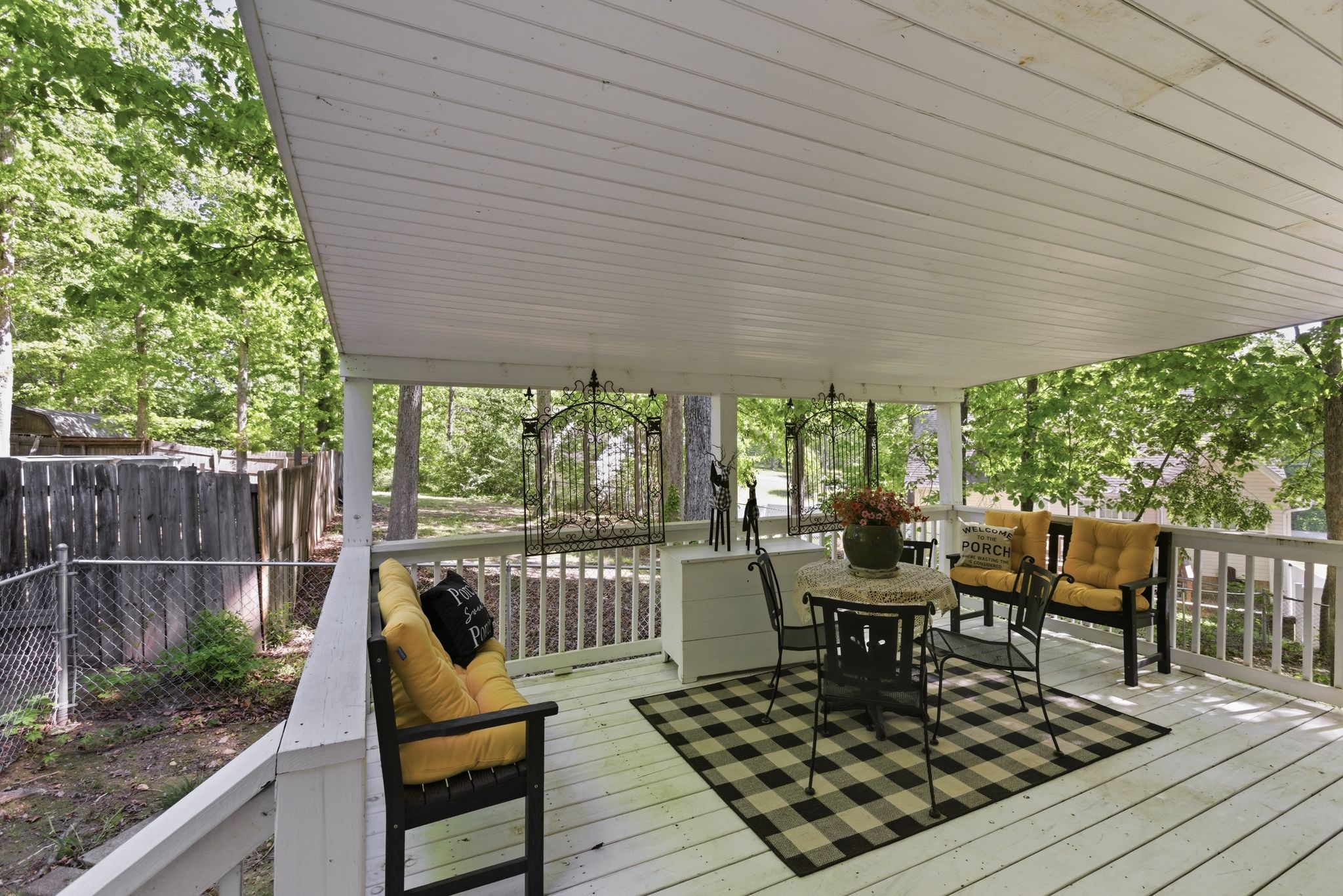 1015 Pin Oak Drive Dickson TN 37055