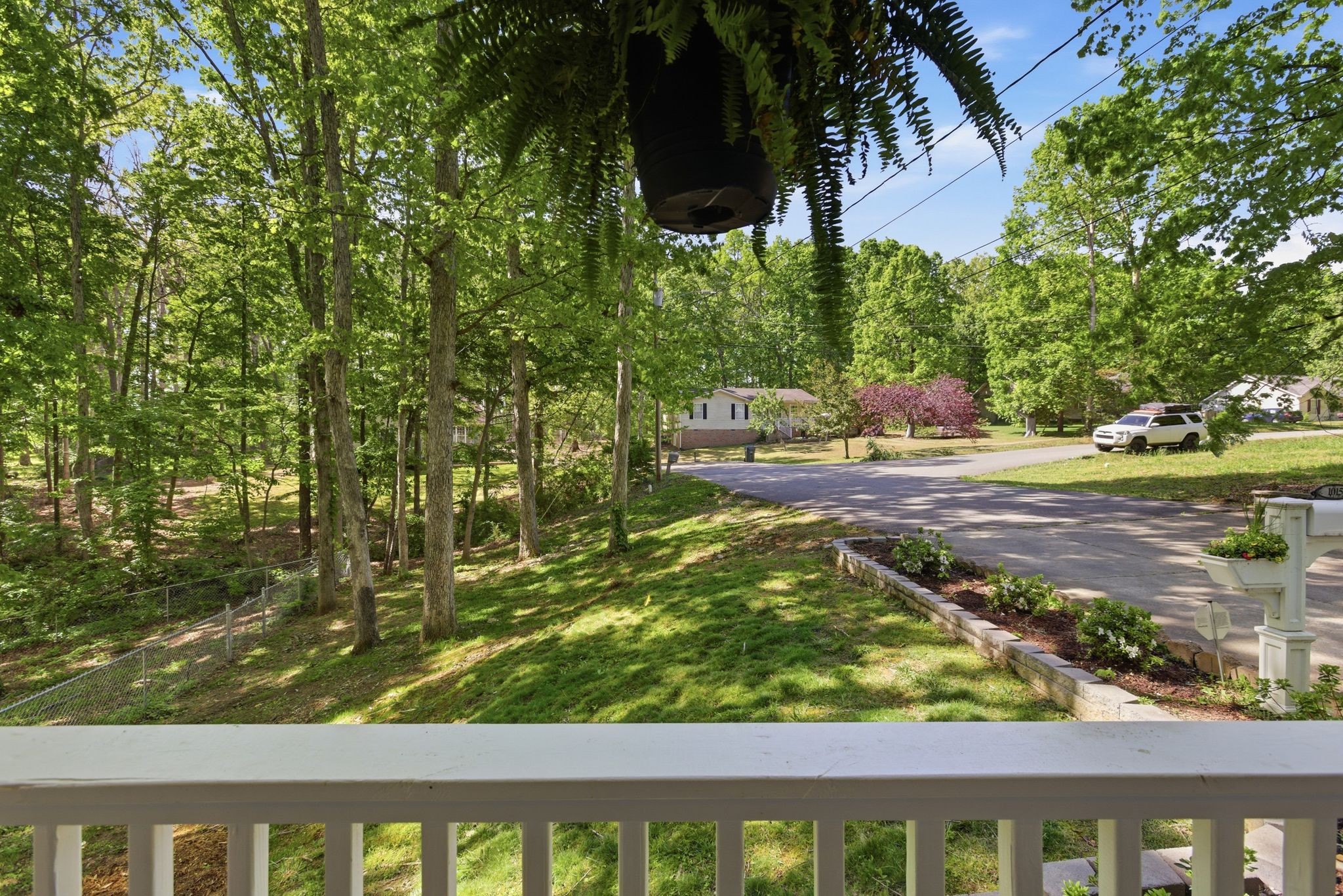 1015 Pin Oak Drive Dickson TN 37055