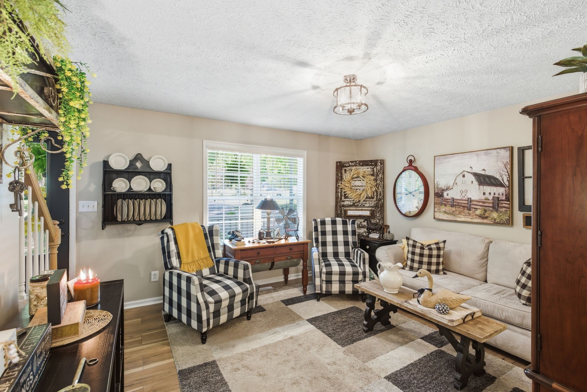 1015 Pin Oak Drive Dickson TN 37055