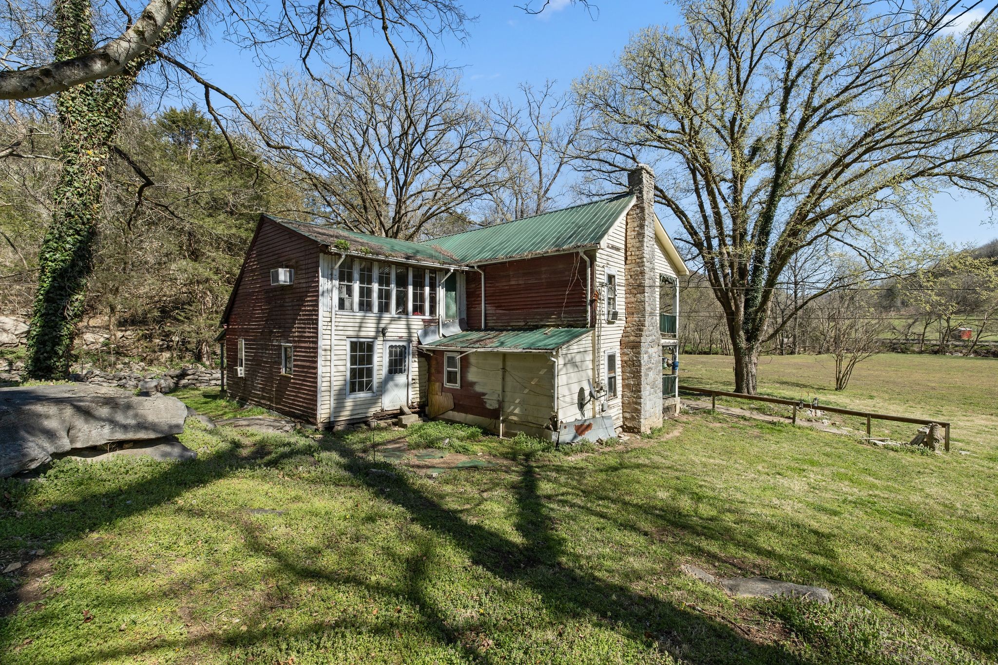 2203 Stones River Road Woodbury TN 37190