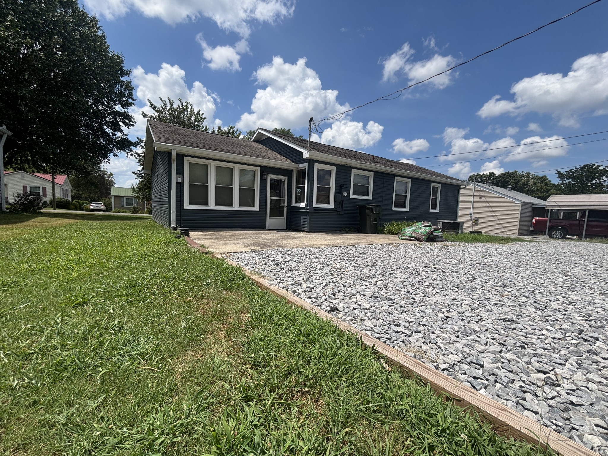 216 Daleview Avenue Gallatin TN 37066