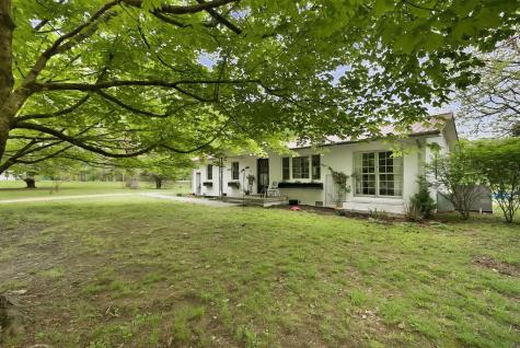 275 Wells Street Monteagle TN 37356