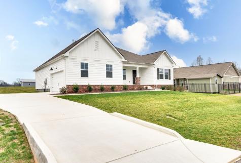 702 Larry Circle Mount Pleasant TN 38474