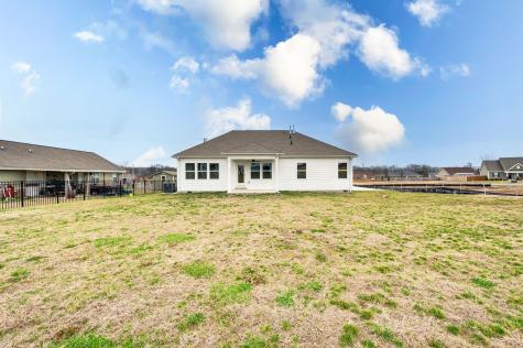 702 Larry Circle Mount Pleasant TN 38474