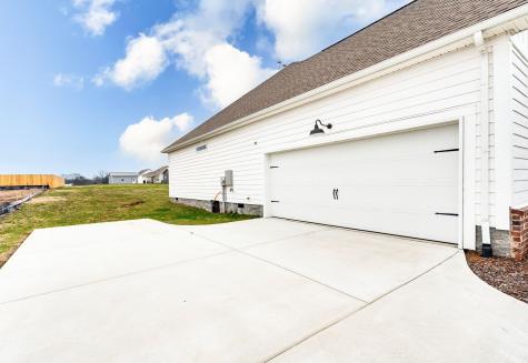 702 Larry Circle Mount Pleasant TN 38474