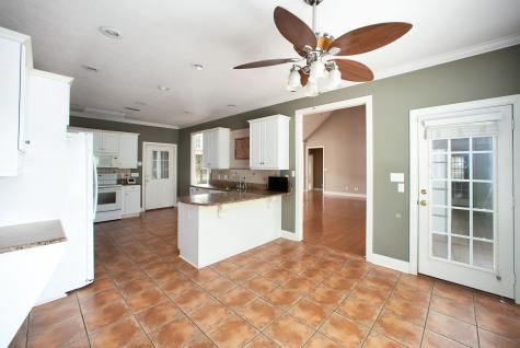 14 Brookhollow Cove Jackson TN 38305