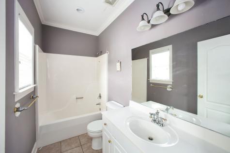 14 Brookhollow Cove Jackson TN 38305