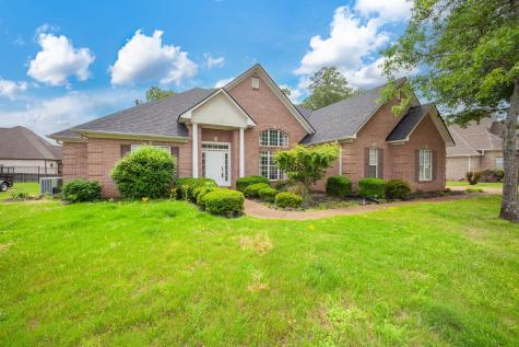 14 Brookhollow Cove Jackson TN 38305