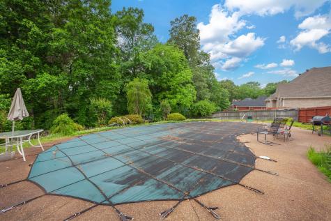 14 Brookhollow Cove Jackson TN 38305