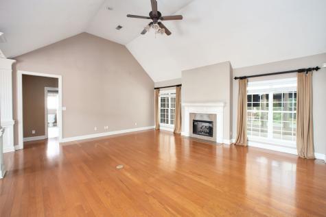 14 Brookhollow Cove Jackson TN 38305