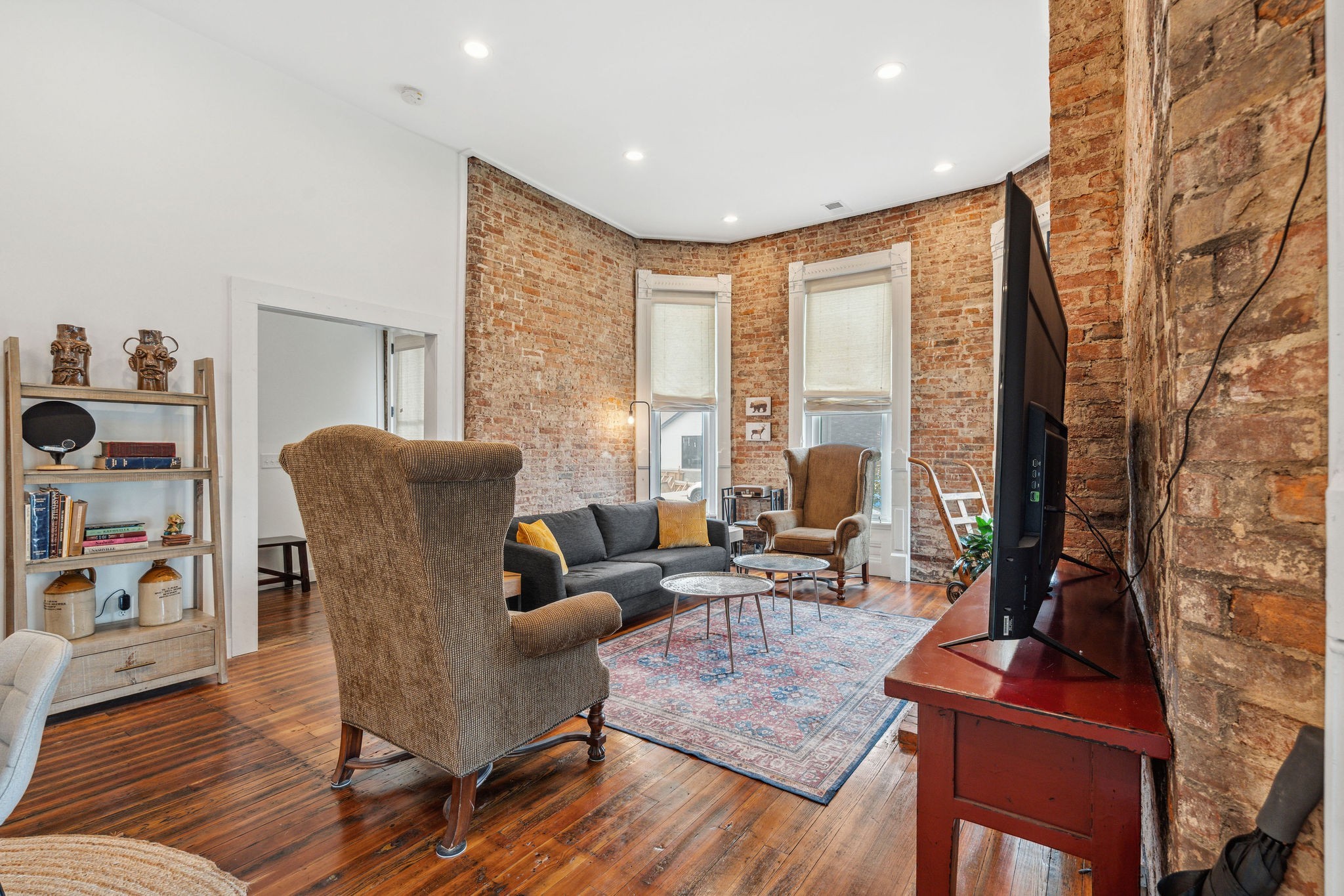 1118 3rd Ave, S Nashville TN 37210