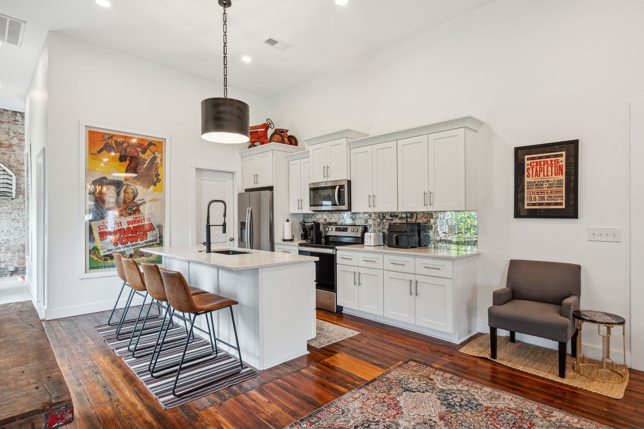 1118 3rd Ave, S Nashville TN 37210