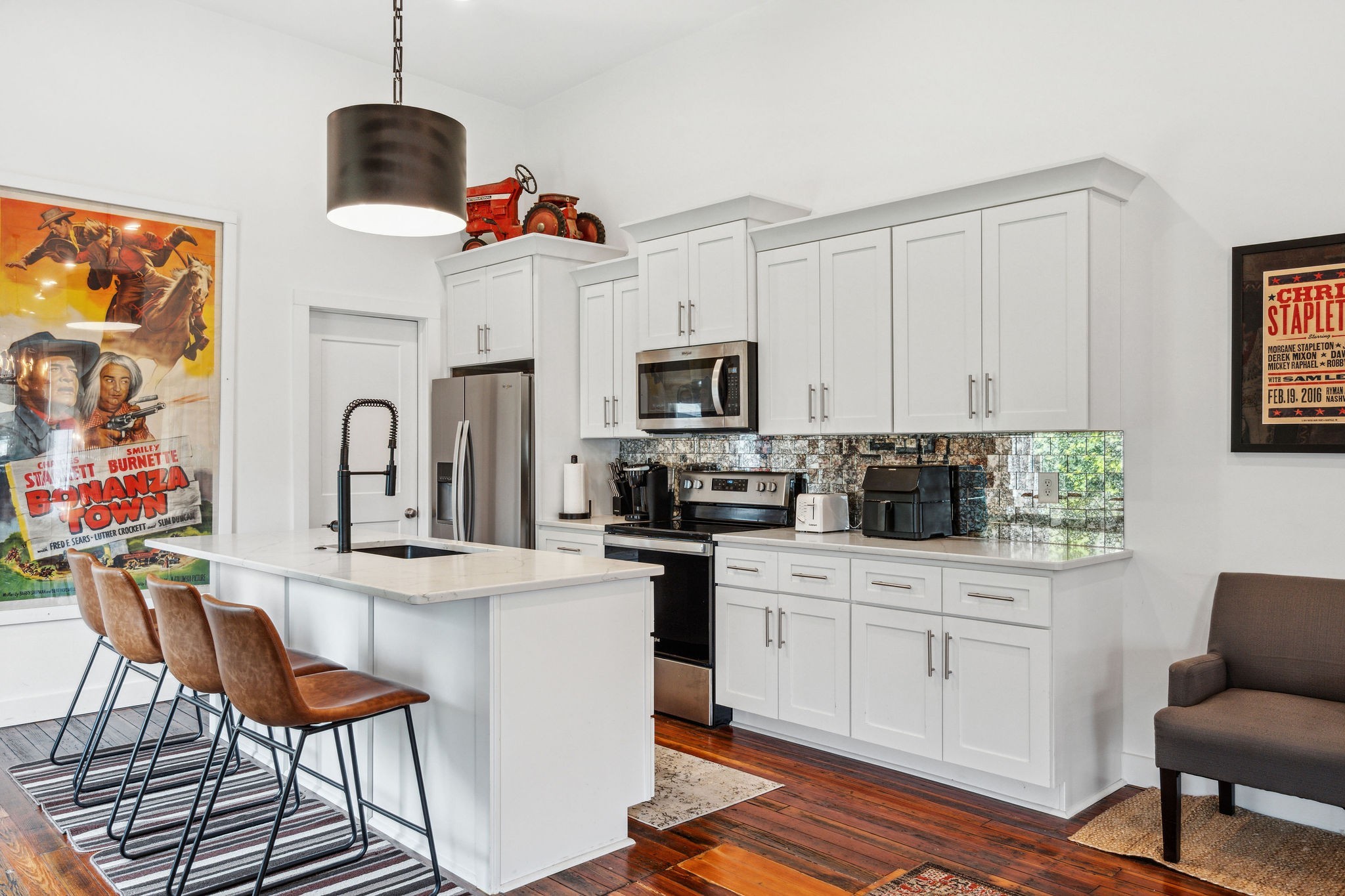 1118 3rd Ave, S Nashville TN 37210