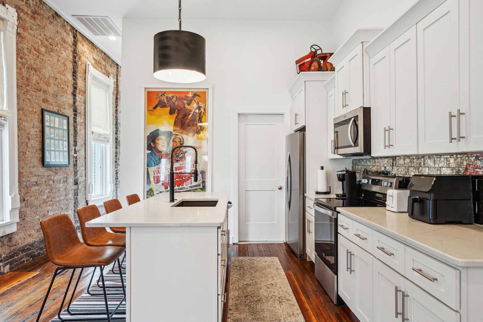 1118 3rd Ave, S Nashville TN 37210