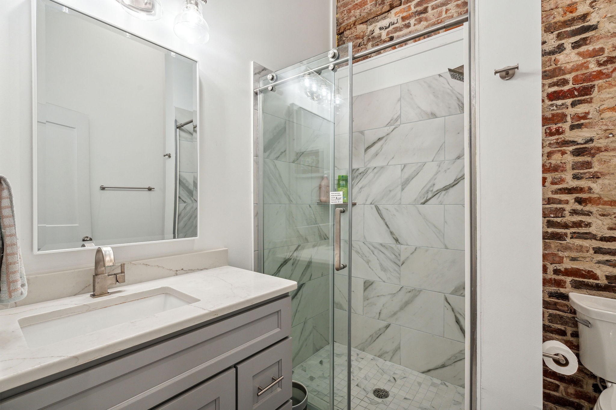 1118 3rd Ave, S Nashville TN 37210