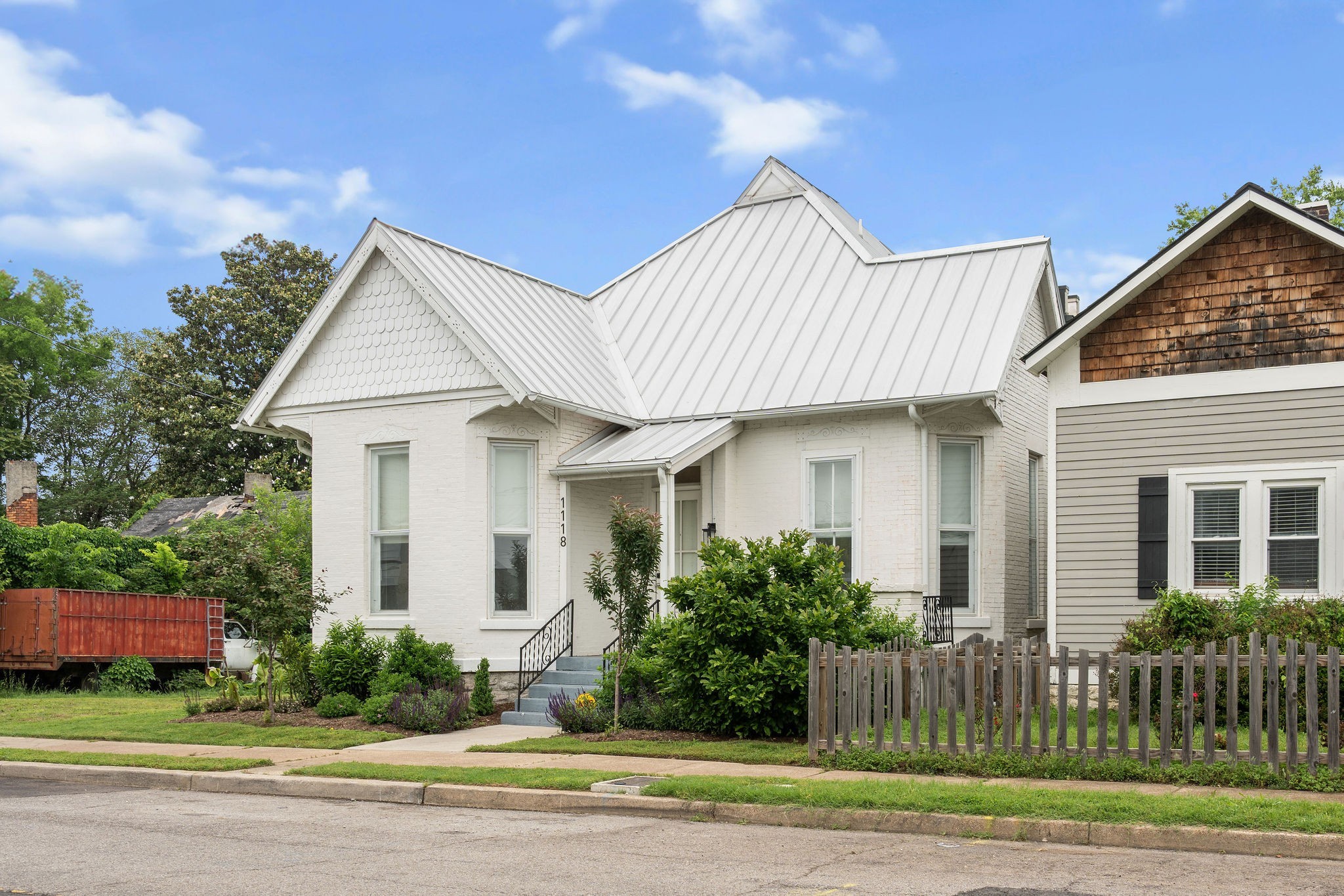 1118 3rd Ave, S Nashville TN 37210