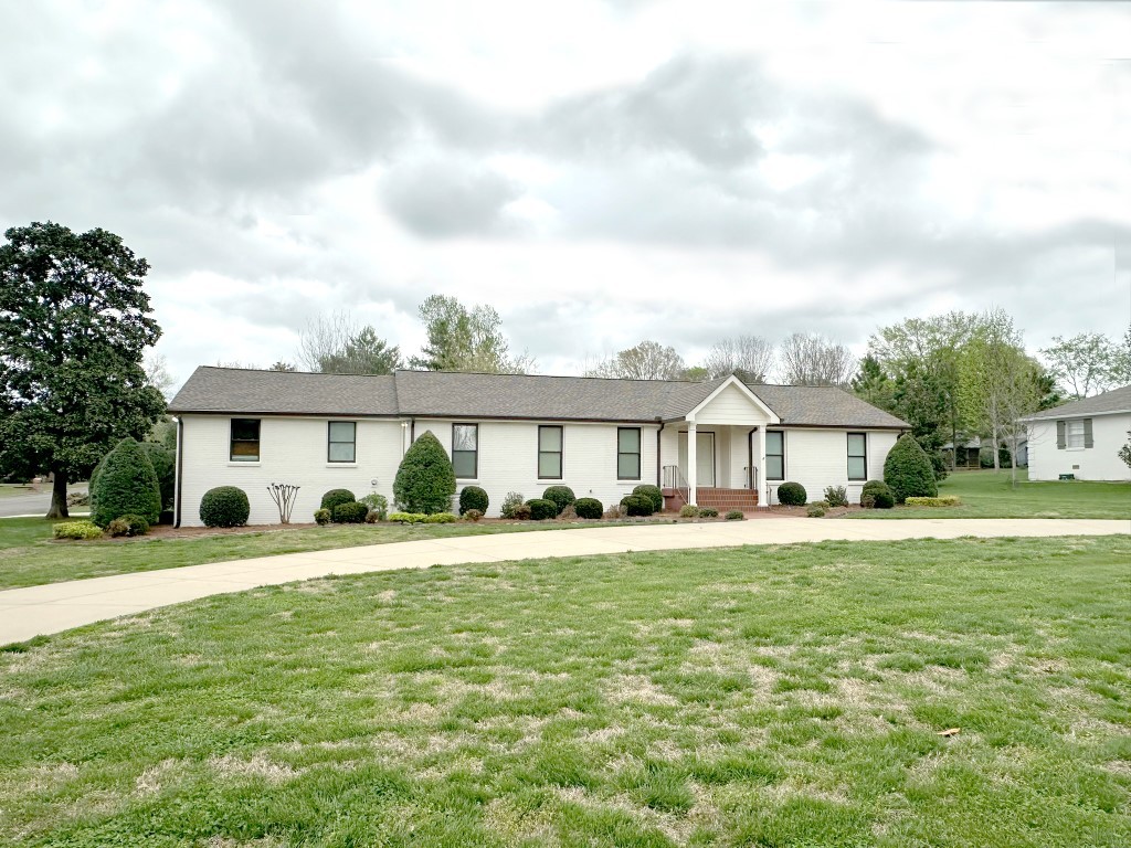 2318 Riverview Drive Murfreesboro TN 37129