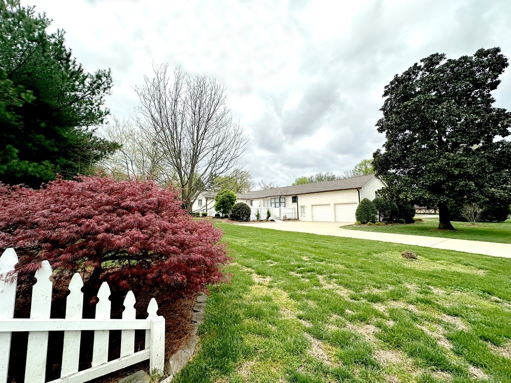 2318 Riverview Drive Murfreesboro TN 37129